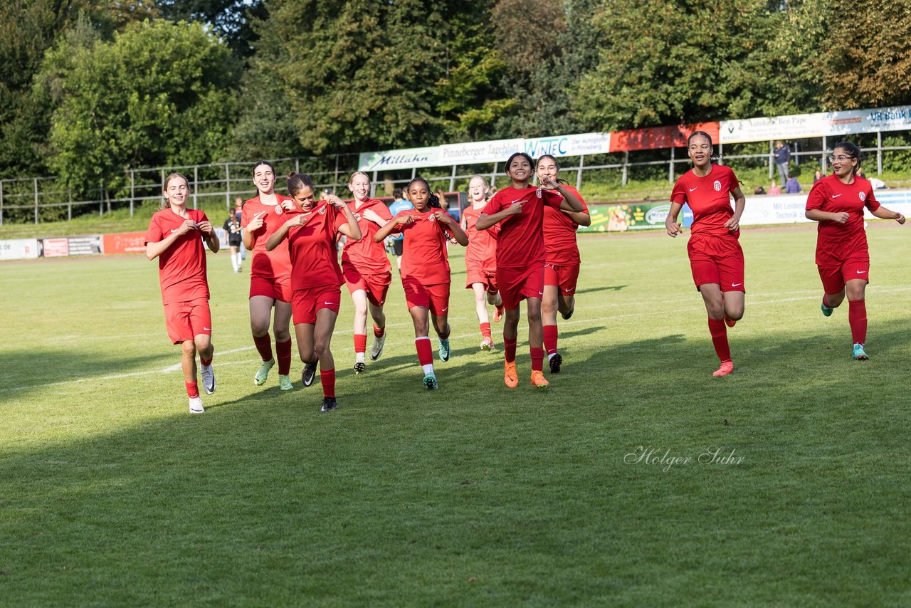 Bild 349 - wCJ VfL Pinneberg - Eimsbuetteler TV : Ergebnis: 0:5